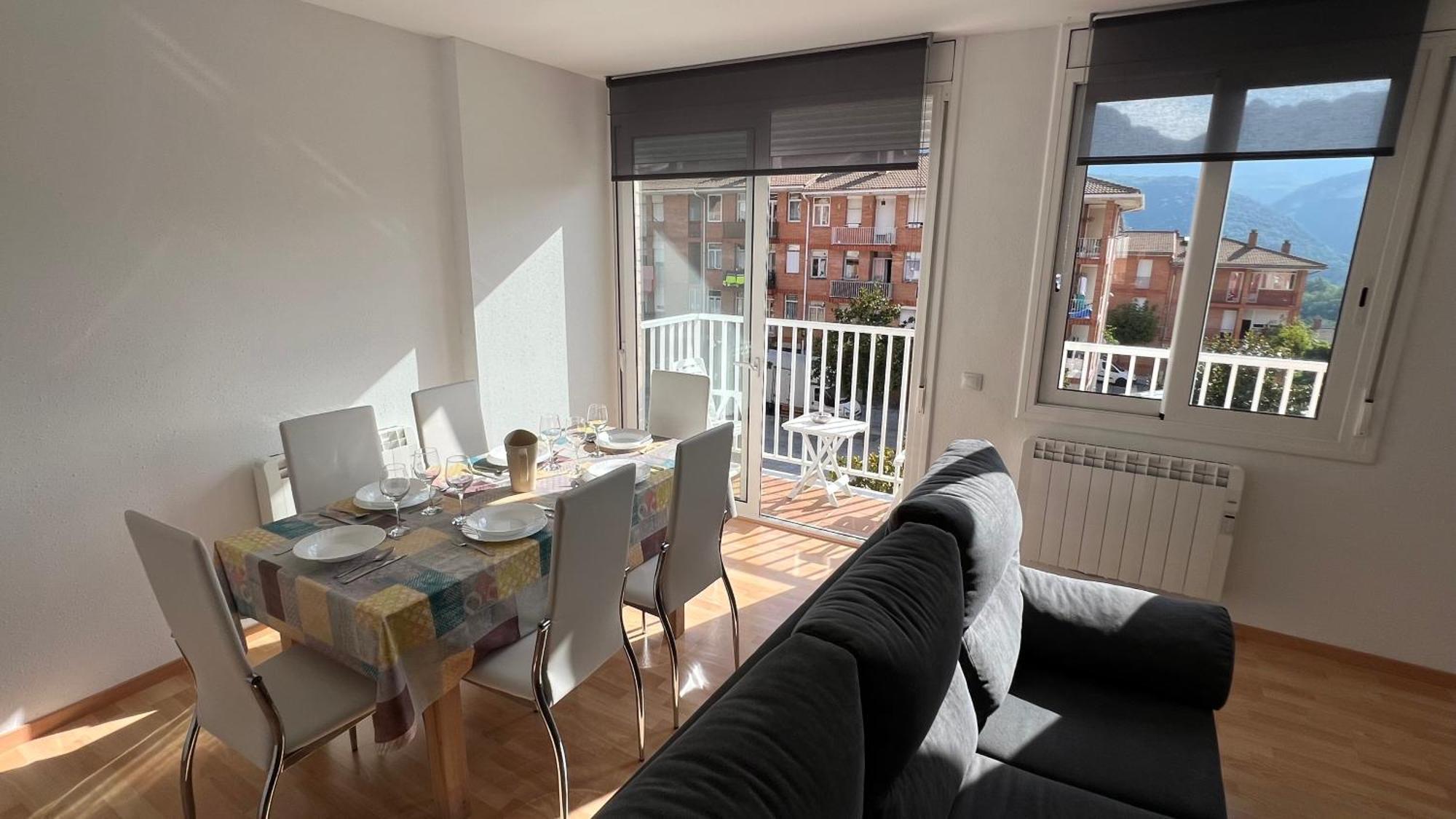 Apartament Acollidor Al Bergueda 6P Sant Jordi de Cercs Εξωτερικό φωτογραφία